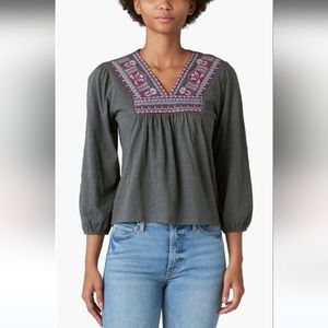 Lucky Brand Women's Embroidered V-Neck 3/4 Sleeve Peasent Top.